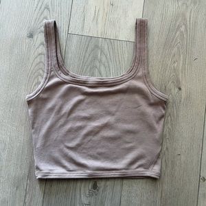 Lululemon cropped tank